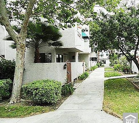 2nd image of 562 Park Shadow Ct