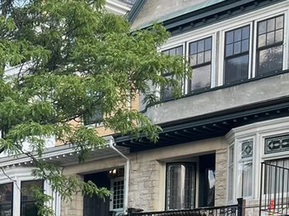 684 Washington St, Brookline, MA 02446