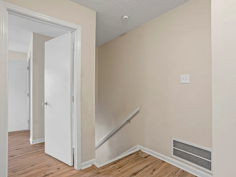 1801 Quail Ridge Rd — Photo 14