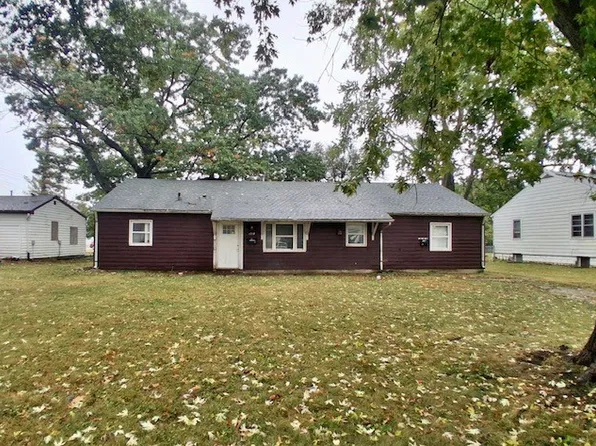 1718 10th St, Charleston, IL 61920