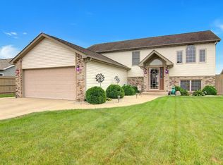 6577 Stillwater Ave, Portage, IN 46368