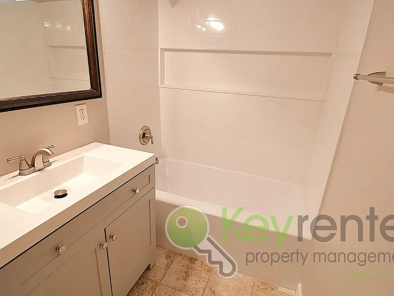 248 L St — Photo 7