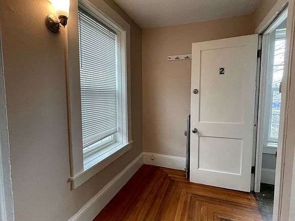 5th image of 200 King St #10940274