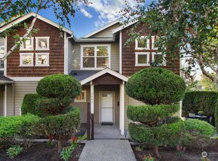 2067 13th Ave W, Seattle, WA 98119