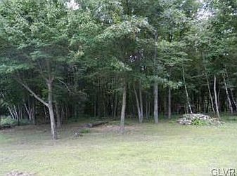 5th image of 15 Whippoorwill Dr