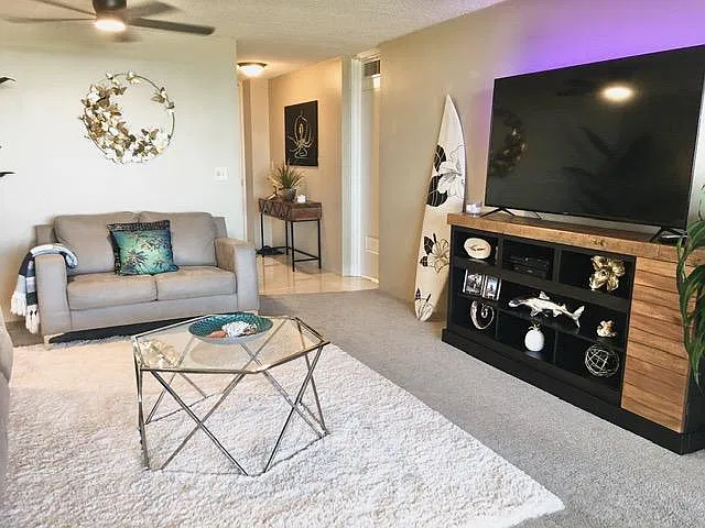 1 bed, 977 sqft, $3,350 — Photo 4