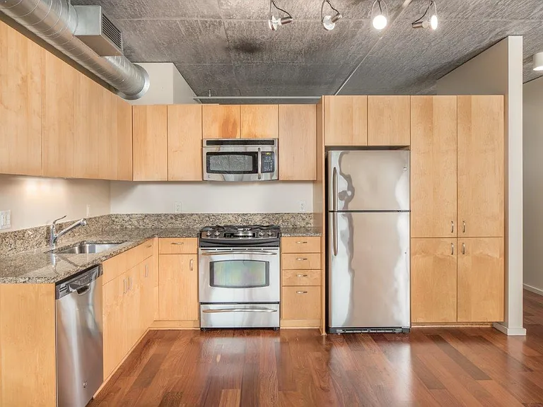 2x2 | Kitchen