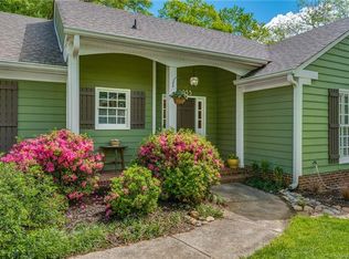4935 Virginian Ln, Charlotte, NC 28226