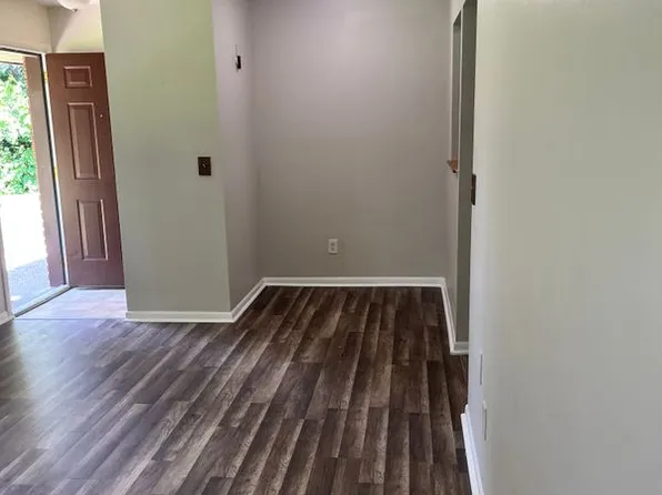 1919 Crooks Rd APT 14, Royal Oak, MI 48073