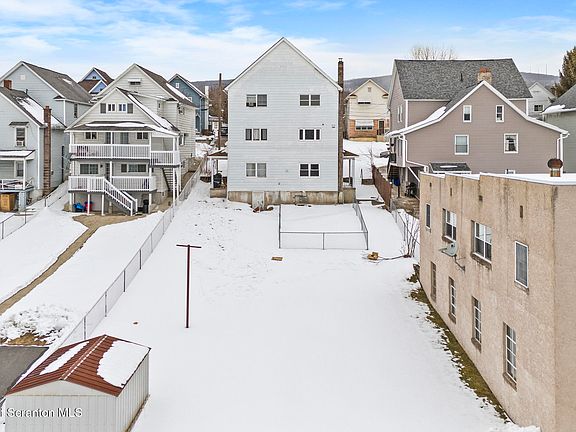 5th image of 712-714 Carmalt St