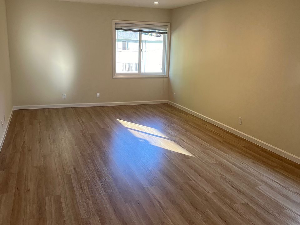 1st image of 1218 Floribunda Ave APT 1