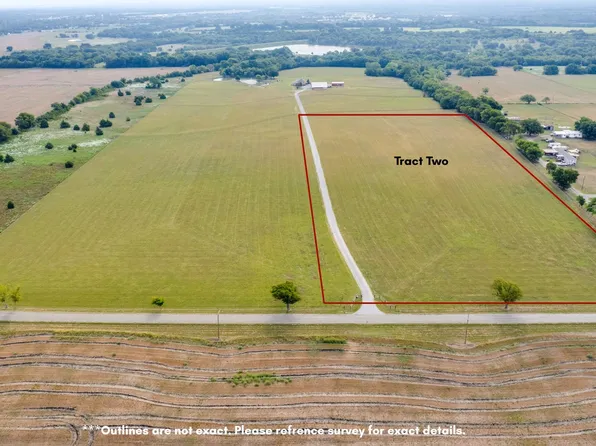 1400 Sears Rd, Bells, TX 75414