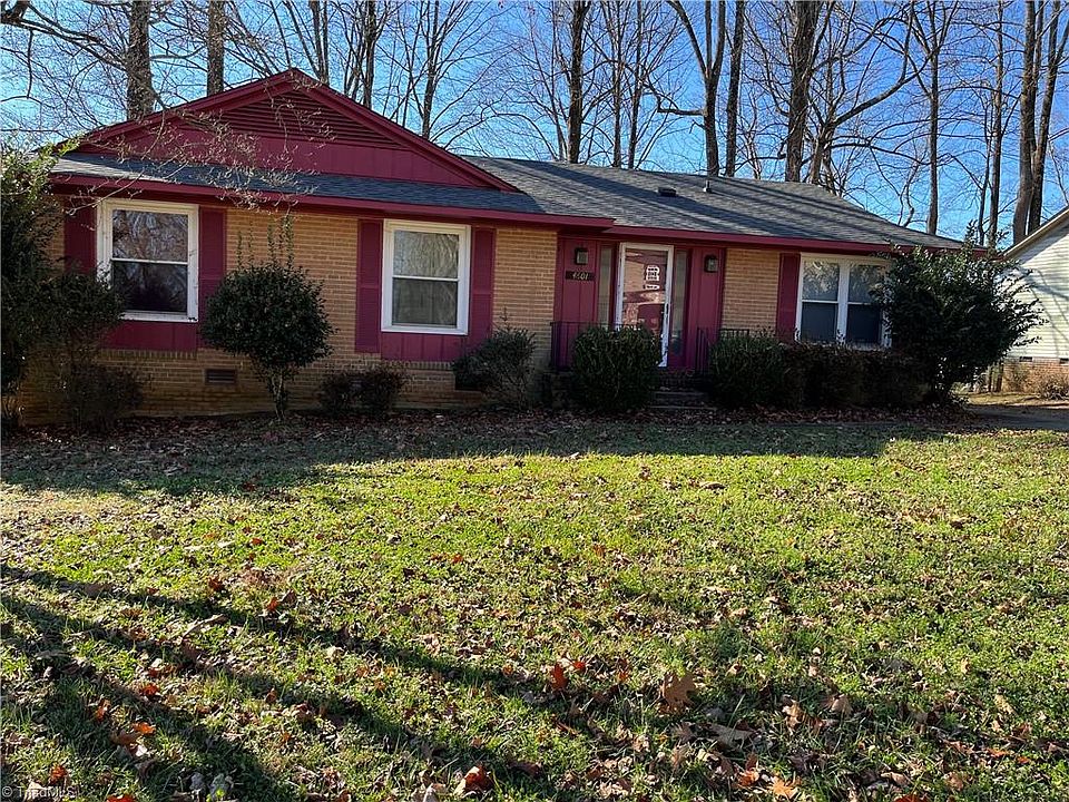2nd image of 4601 Brynhurst Dr