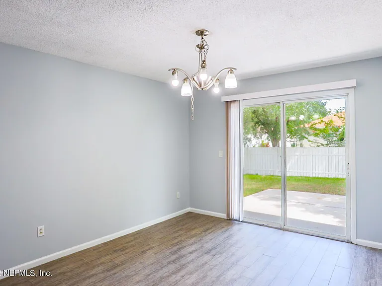 11087 Dusenburg Ct — Photo 10