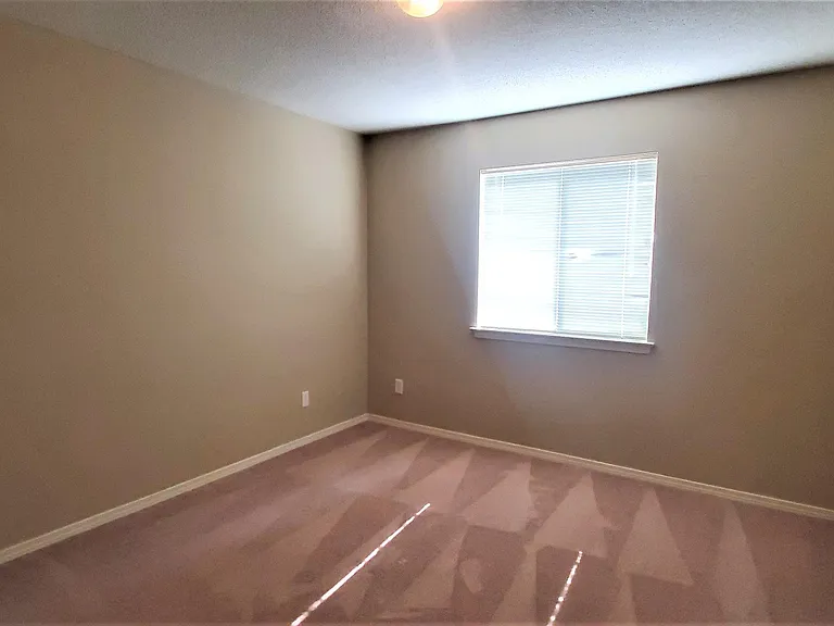 3408 Blue Earth Ln #C — Photo 18