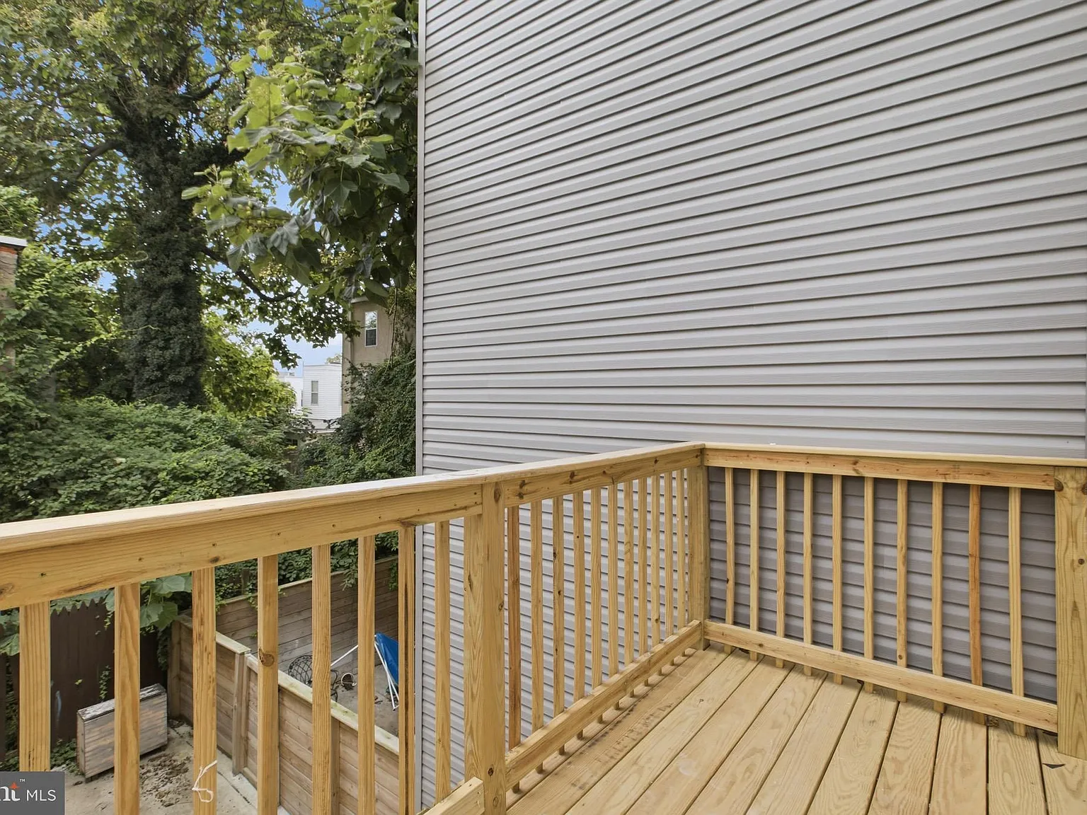 2 bed, $1,400 — Photo 3