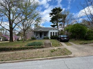 406 E Gunter St, Fayetteville, AR 72701