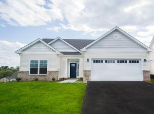 2035 Heys Ln, Vinton, VA 24179