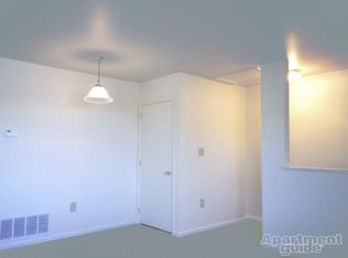 143 Pine Chapel Rd APT 14, Hampton, VA 23666