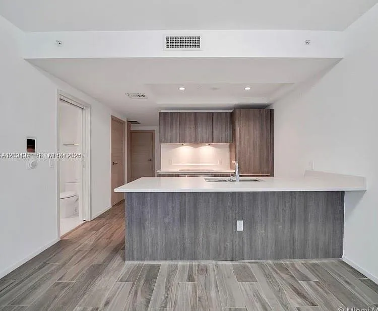 801 Sma Residences Condo — Photo 2