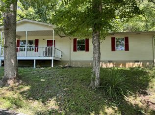 334 Wartrace, Pleasant shade, TN 37145
