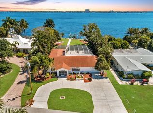 5239 Nautilus Dr, Cape Coral, FL 33904