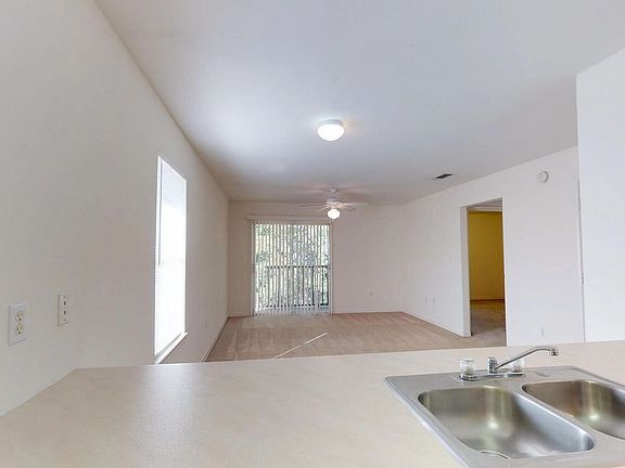 5th image of 1863 Norwood Ct Unit 1