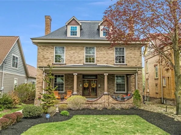214 College Ave, Beaver, PA 15009