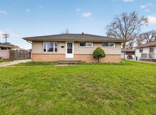 8815 W Monrovia Ave, Milwaukee, WI 53225