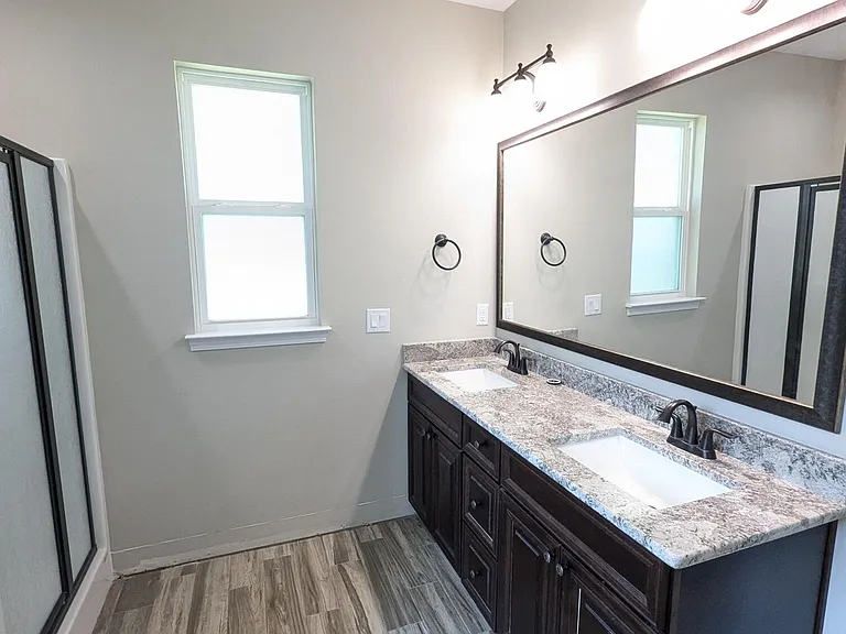 947 Kenzie Ln — Photo 19