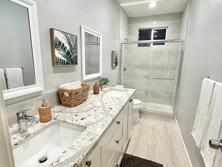 1226 Laurel Park Cir — Photo 14