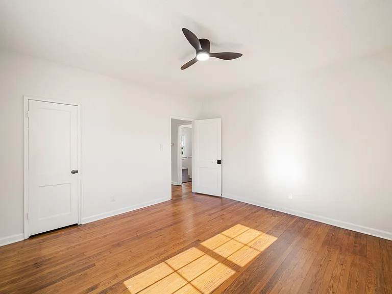 2312 Maple St — Photo 15