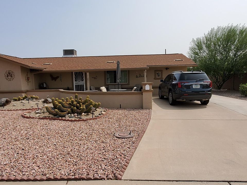1st image of 11851 N 103rd Ave