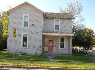 402 S 3rd St, Miamisburg, OH 45342