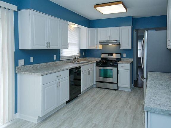 5th image of 2325 Abbott Ave