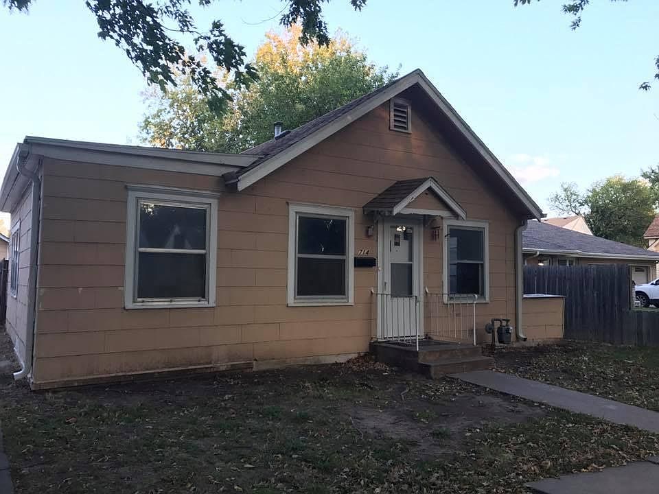 1st image of 714 S 11th St