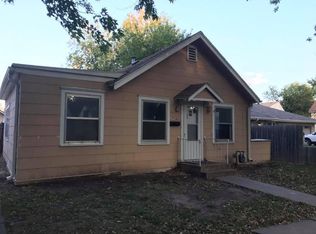 714 S 11th St, Salina, KS 67401