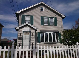 91 Faneuil St, Brighton, MA 02135