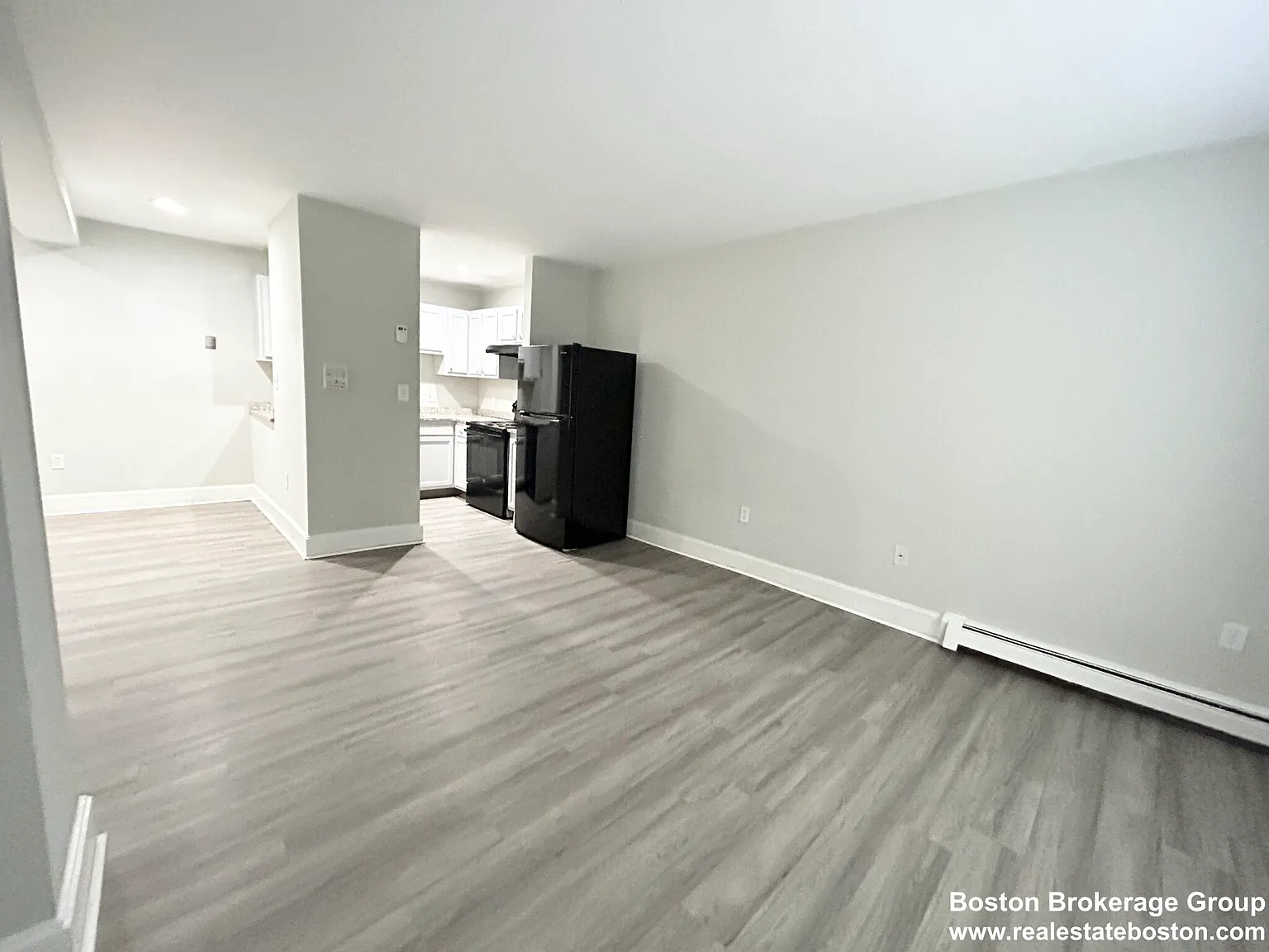 3 bed, 1.0 bath, $3,600 — Photo 2