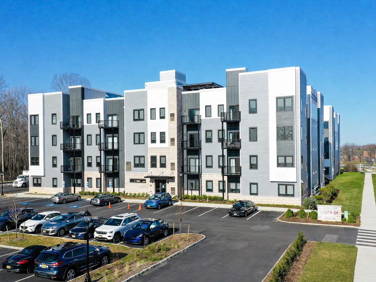 Southside Lofts at Town Center — Photo 3