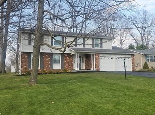 6884 Slippery Rock Dr, Canfield, OH