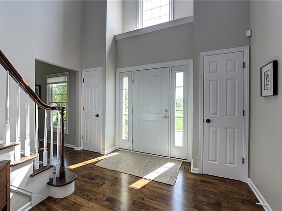 4th image of 426 Regatta Dr