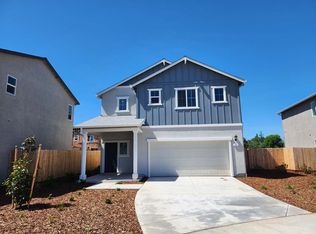 2 Liston Ct, Chico, CA 95973