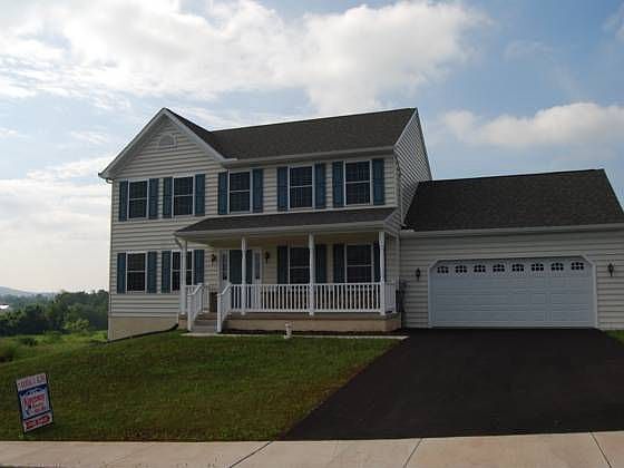 2nd image of 1365 Harvest Dr