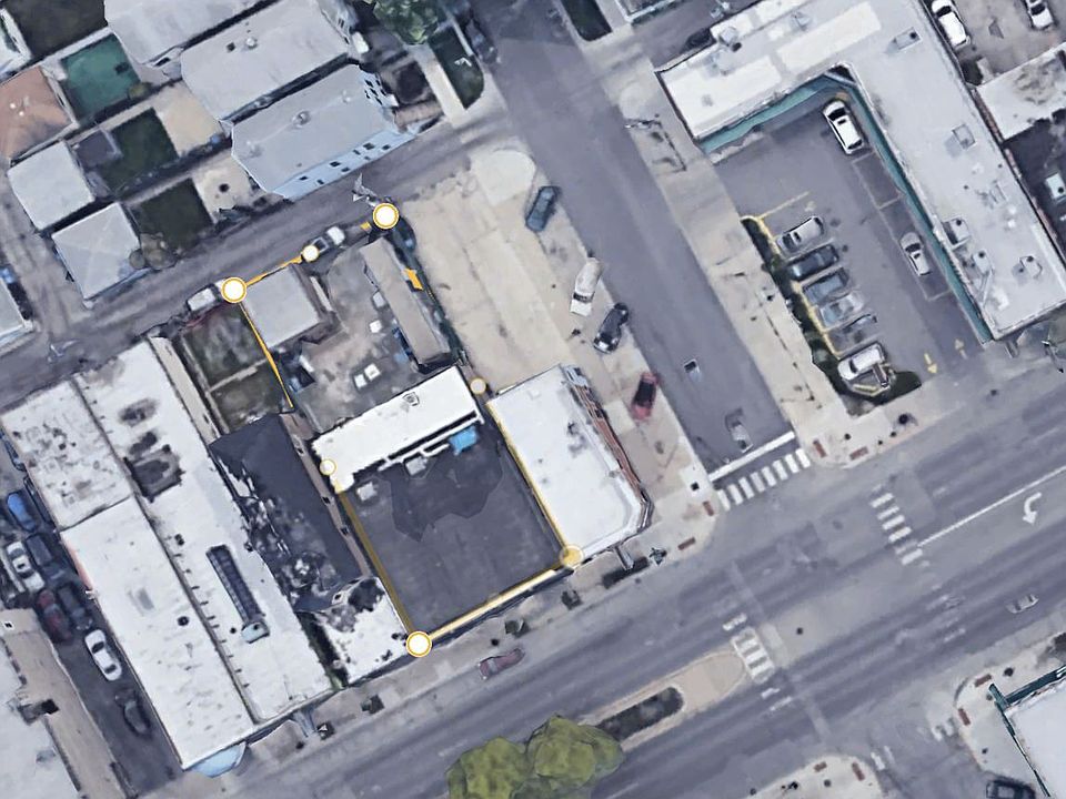 2nd image of 3053 W Irving Park Rd