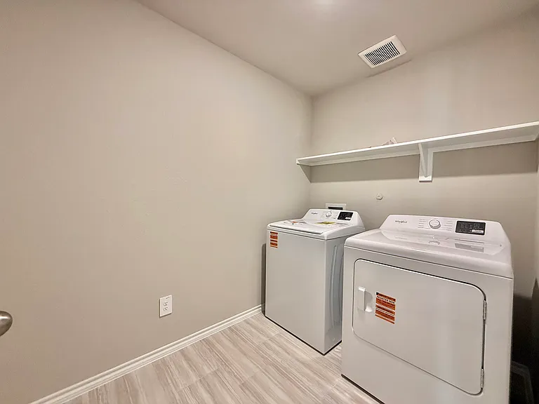 Laundry with Washer & Dryer
