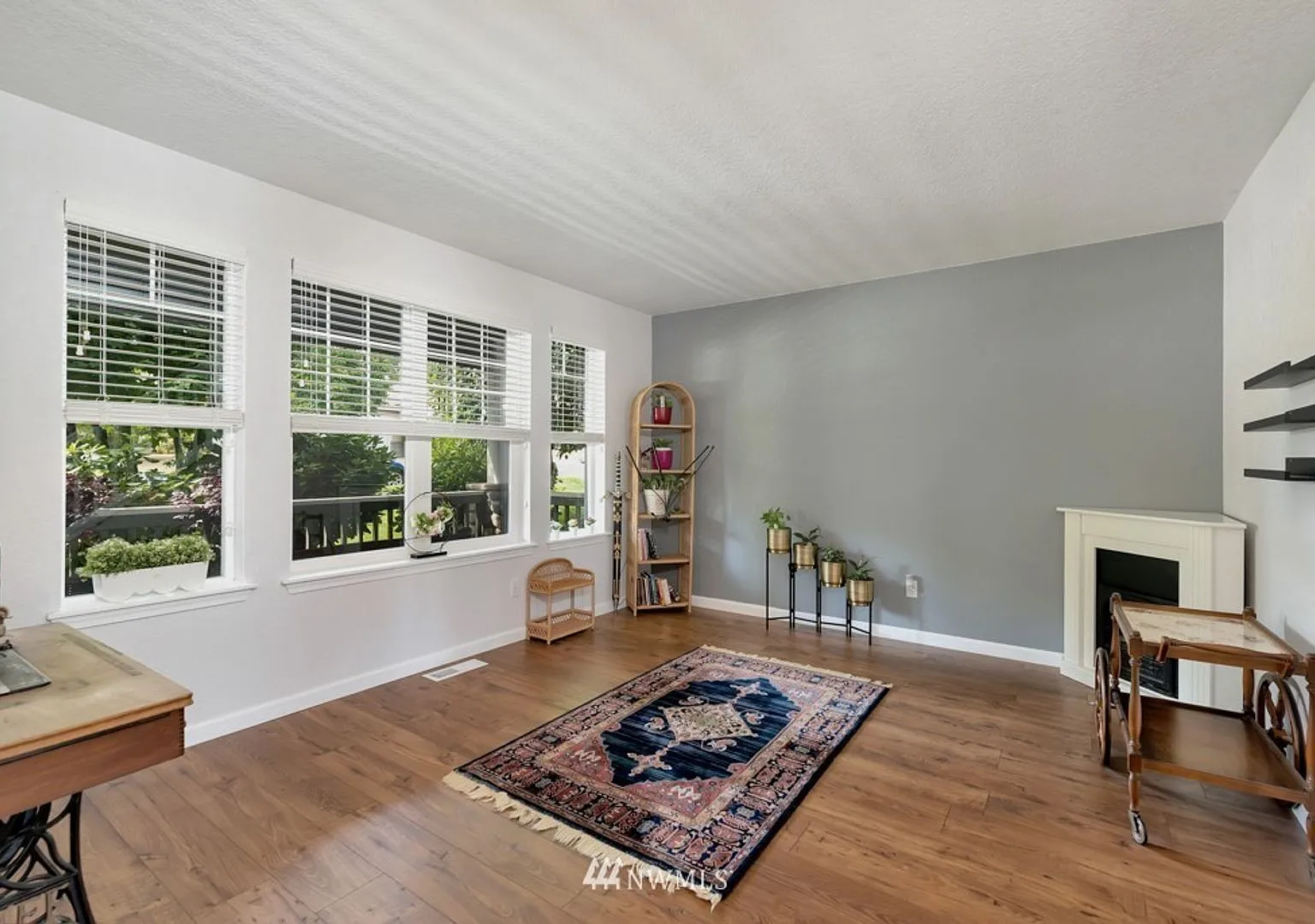 Spacious home in Lacey. Apply today to call this home yours!! — Photo 3