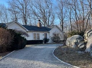 270 Horse Hill Rd, Westbrook, CT 06498
