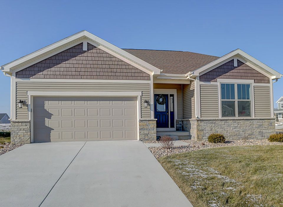 Camden - Quick Move-In Home in Stoner Prairie - Craftsman Exterior