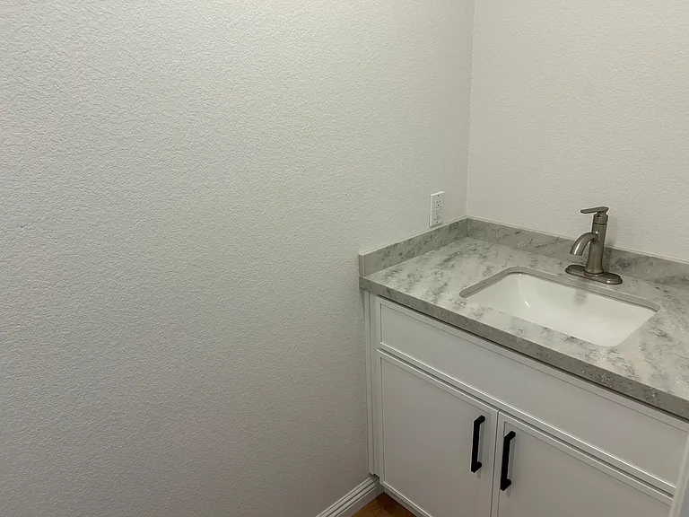 2034 Katerri Dr — Photo 34